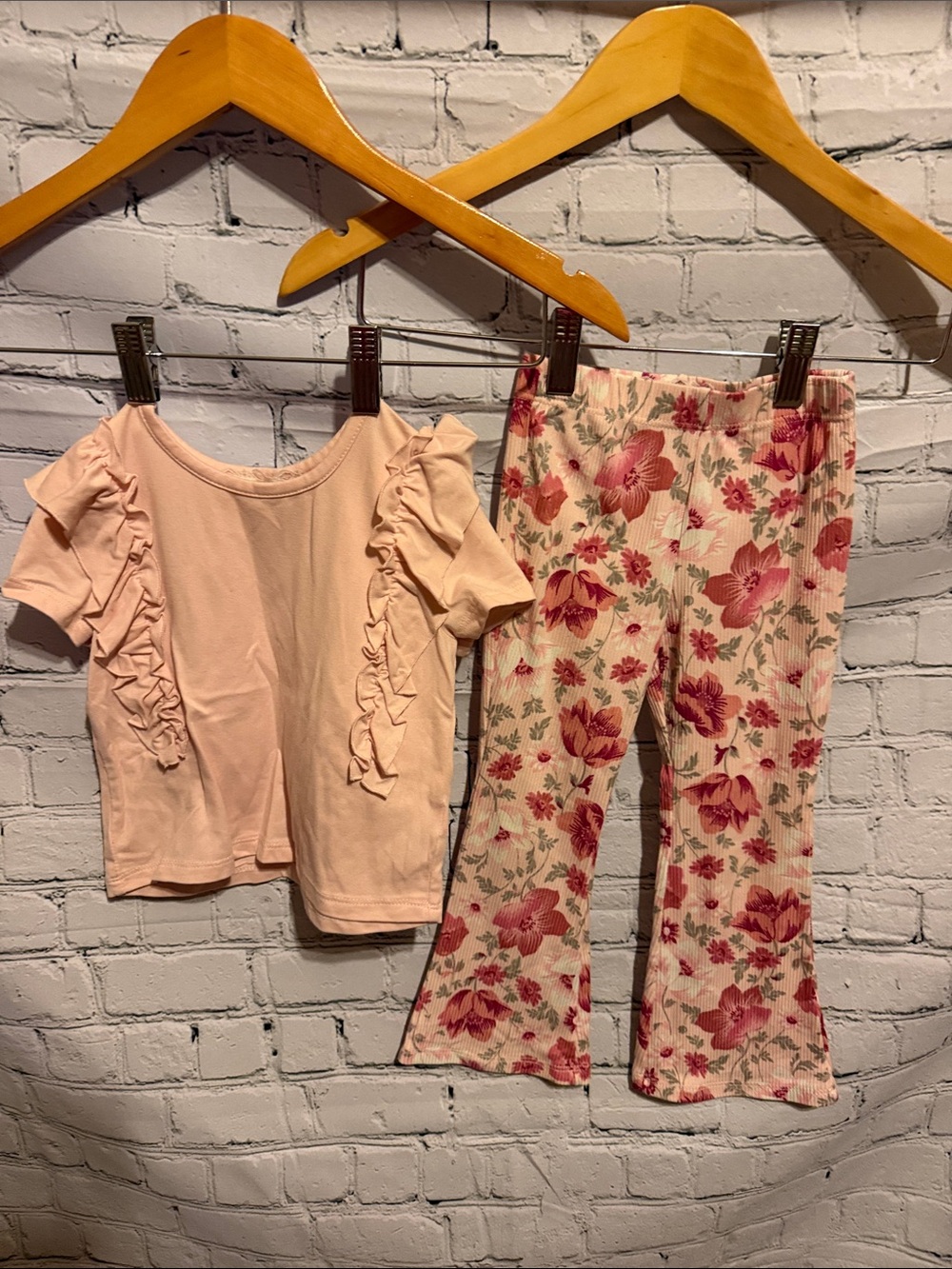 ❤️5/$25 +Bundle Sale | Bundle 5 items $7-$9 & Save! Otherwise priced as marked!